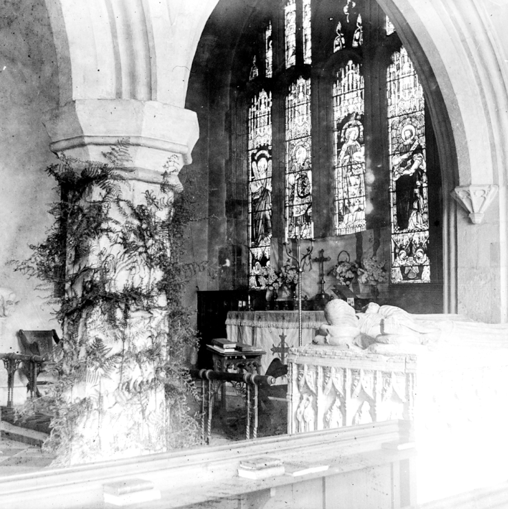 GWH_D8 Interior of St James Church c1900