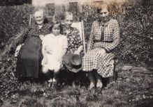 Group with Mabel on rightPonton Collections P22