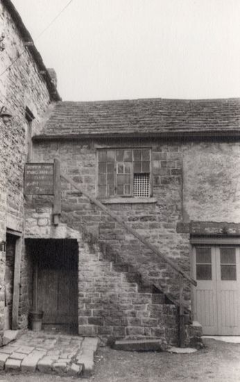 SG24 Steps to Old Norton Court Room 1958