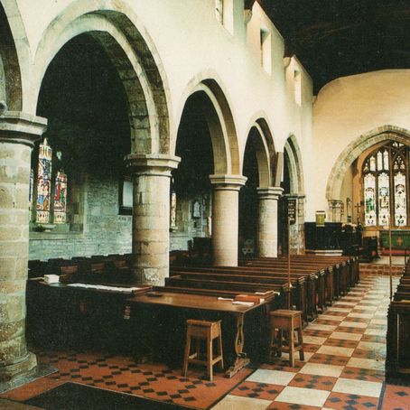 SG68 Interior of St James Church Norton pcard