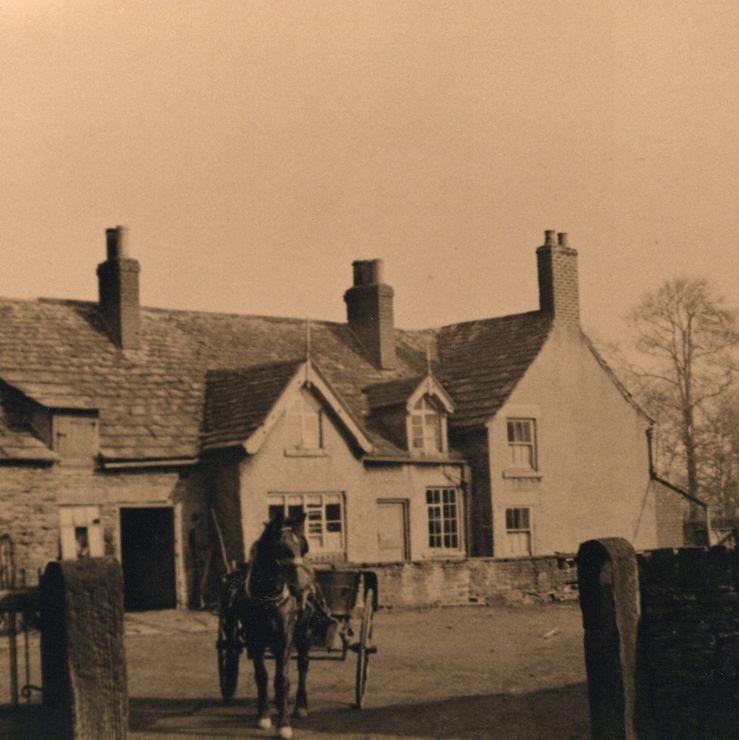 W13 Horse and cart in yard at Park Farm, Little Norton Lane